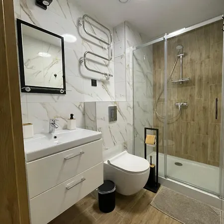 Riviera Z Balkonem Apartman *